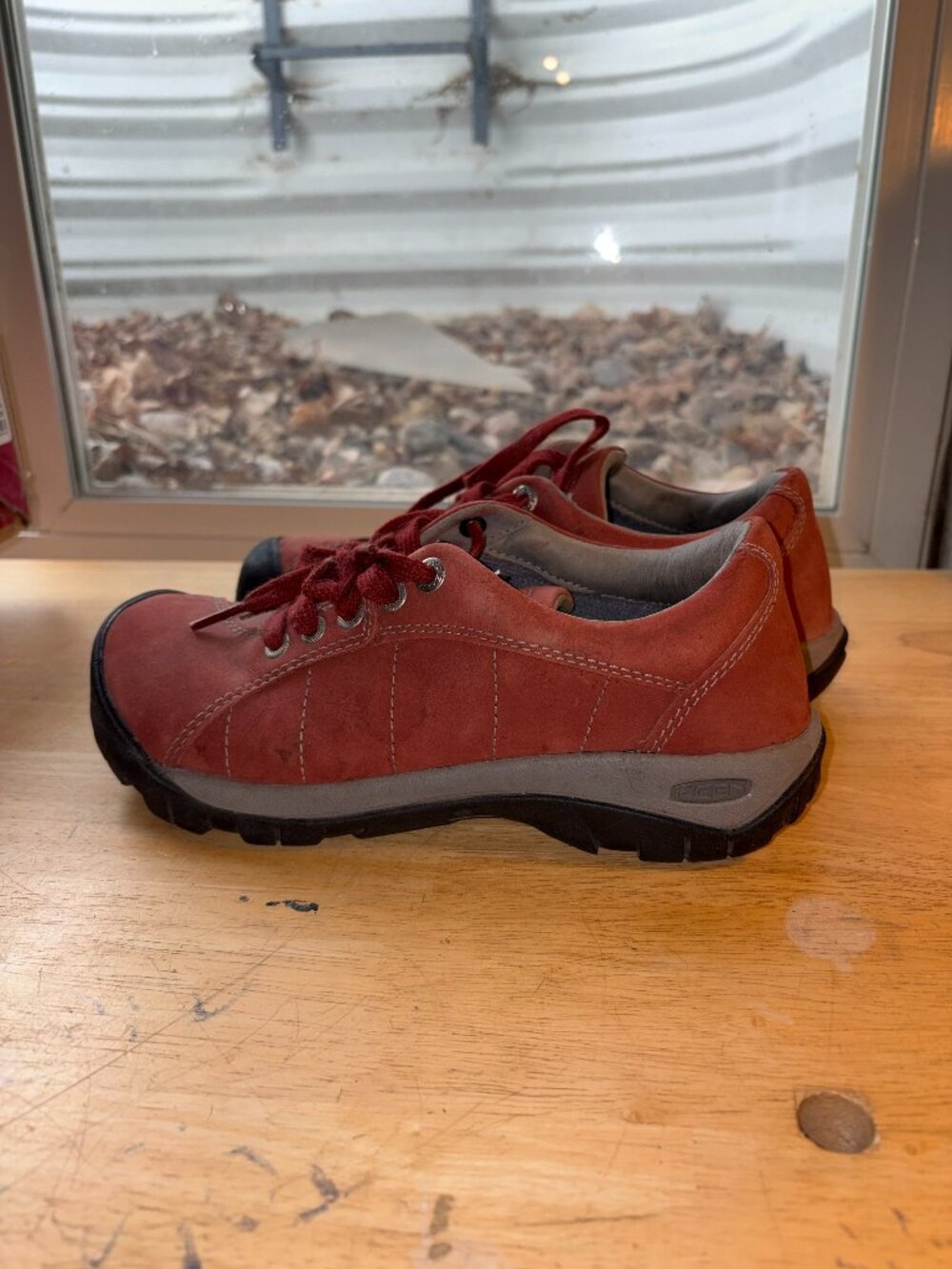 Keen Women's Presidio Fired Brick Shoes 1029013 Size 7.5 W Sneakers